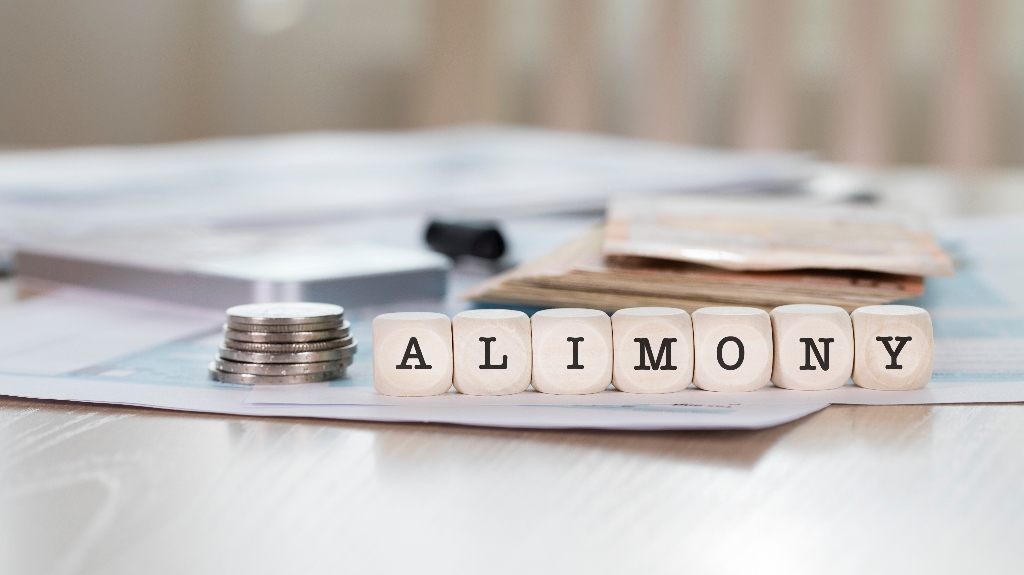 Word alimony from wooden blocks