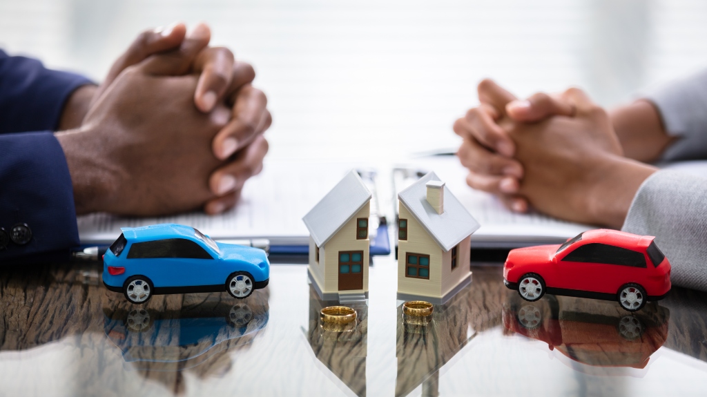 Wife And Husband Splitting House And Car During Divorce Process